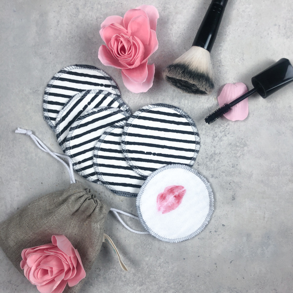 Our washable cotton pads are the must-have for makeup removal.